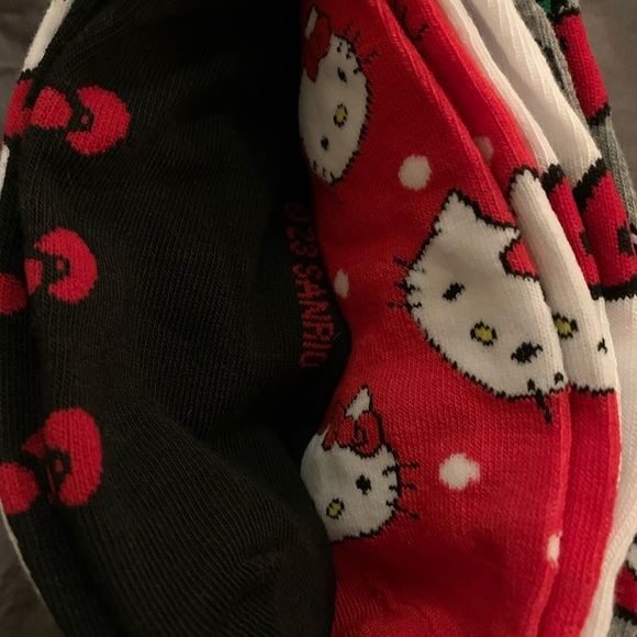 Hello Kitty 5 pack Ladies Ankle Socks - Picture 3 of 6